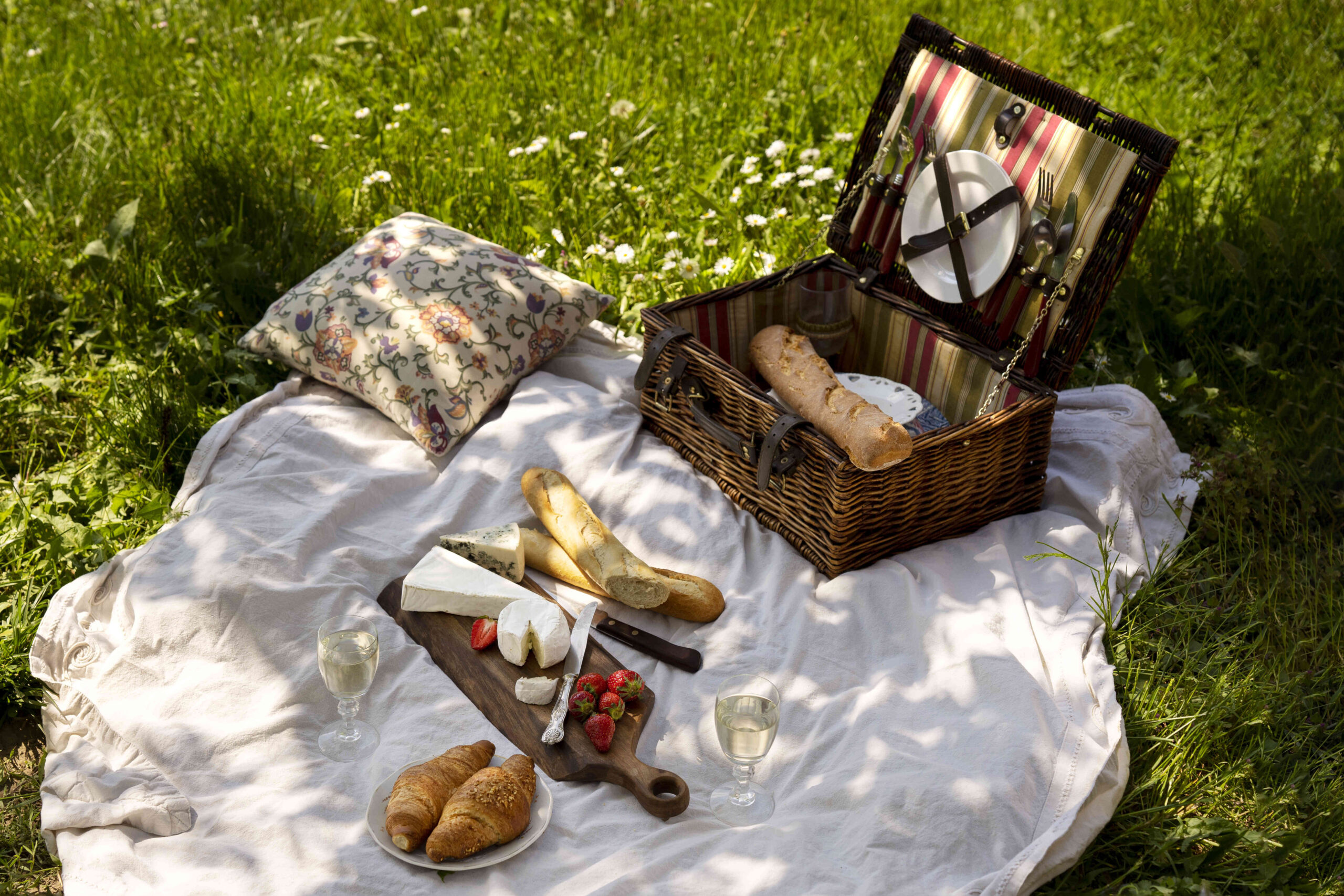 Romantisches Picknick-Set - Beste Geschenkidee für junge Paare