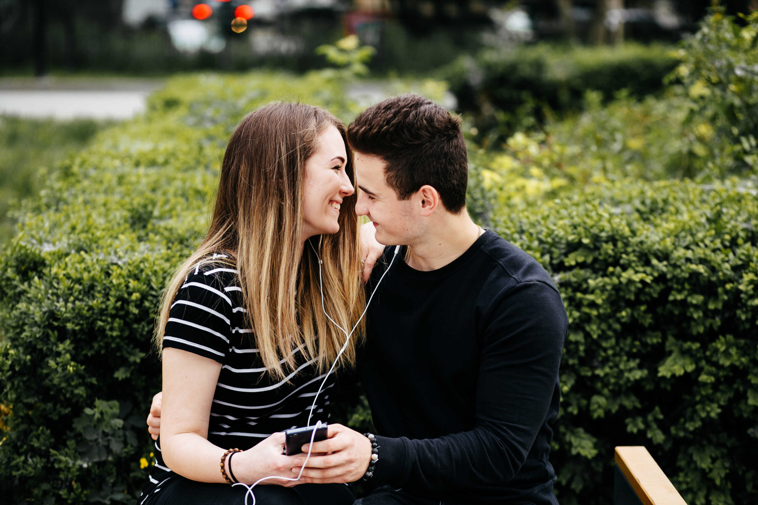 Valentinstag ist für Liebende, und ich liebe dich mehr als alles andere. Froher Valentinstag, mein Schatz!