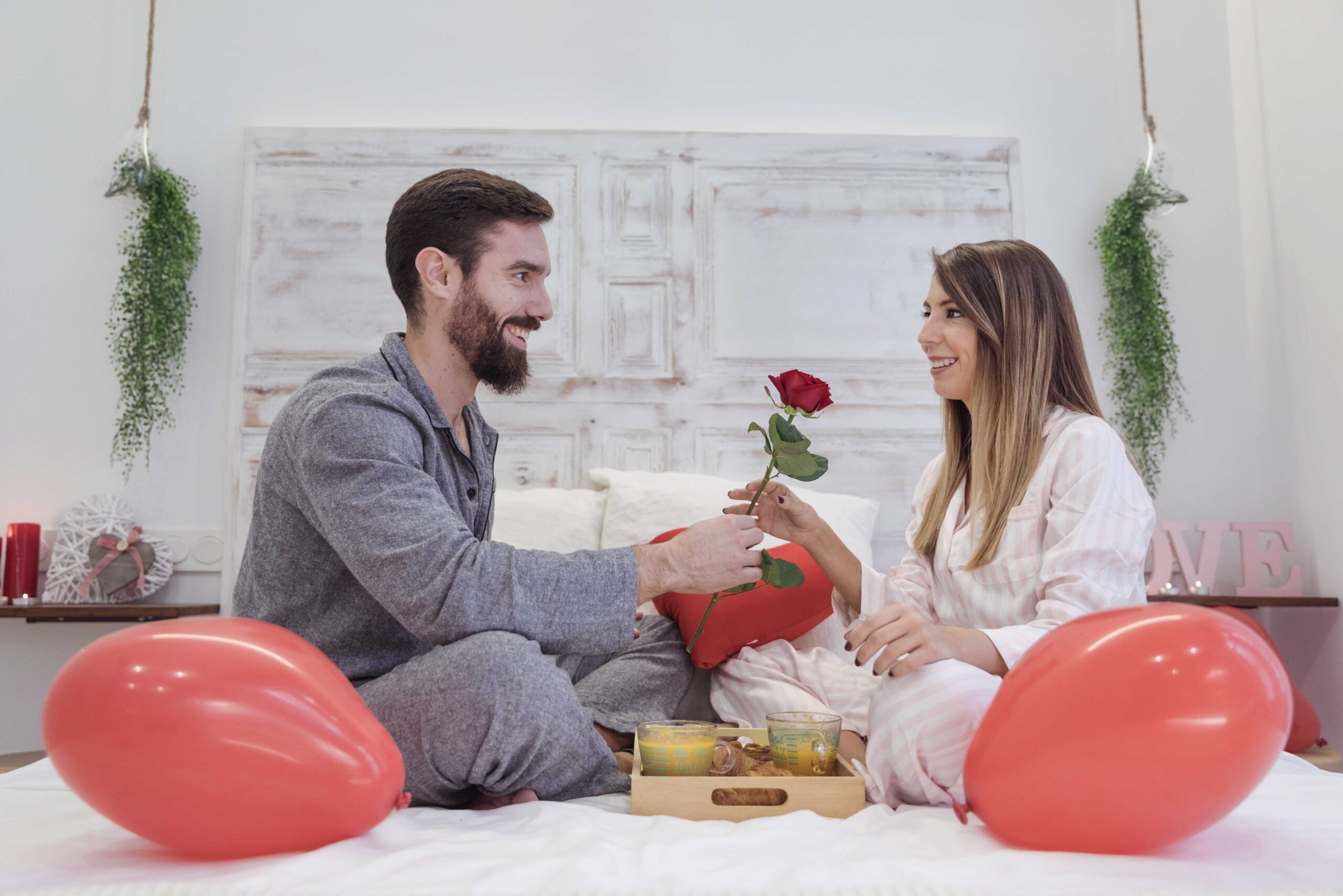 37+ Beste Valentinstag Geschenke für Frauen | Inspiration der Liebe