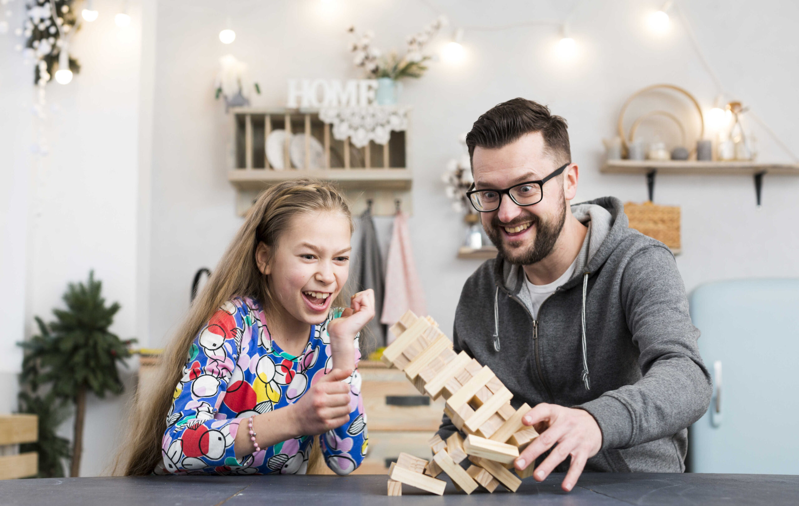 Witzige Vater-Tochter/Papa-Sohn-Gesellschaftsspiele