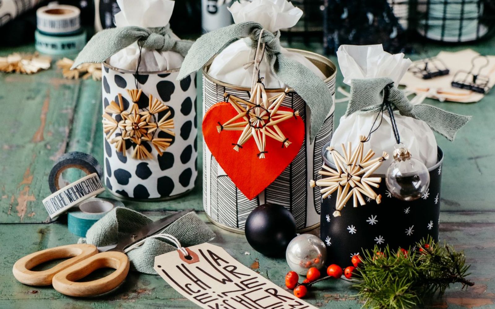 Geschenke verpacken aus Blechdosen